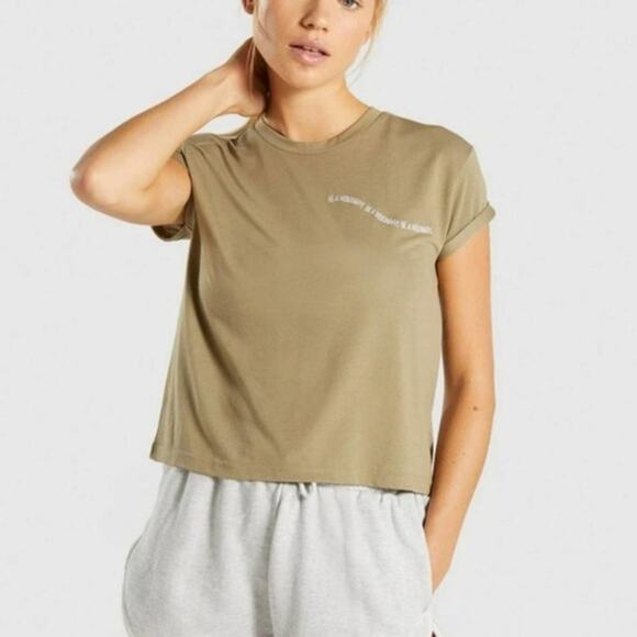 GYMSHARK CROPPED ESSENTIAL BE A VISIONARY TEE T SHIRT ROLLED SLEEVELESS GREEN S - Picture 1 of 1